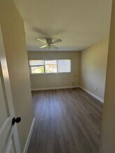 632 SW Lucero Dr in Port St. Lucie, FL - Foto de edificio - Building Photo