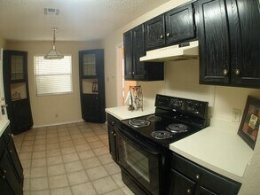 9205 Sedgemoor Trail in Austin, TX - Building Photo - Building Photo