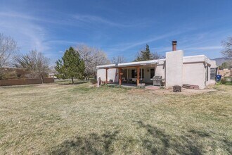 717 Sagewood Ct SE in Albuquerque, NM - Building Photo - Building Photo