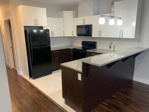 6 Catamaran Rd in Halifax, NS - Building Photo - Building Photo
