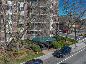 Newtown at Gateway Condominiums in Watertown, MA - Foto de edificio - Building Photo