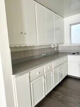 13429 Beach Ave, Unit 13429 in Marina Del Rey, CA - Foto de edificio - Building Photo