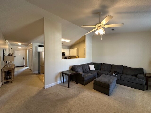 740 High Point Way, Unit High Point Way in Knoxville, TN - Foto de edificio - Building Photo