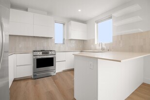 4418 S Slauson Ave, Unit 401 in Los Angeles, CA - Building Photo