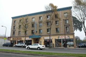 UA Homes in Berkeley, CA - Foto de edificio - Building Photo
