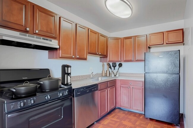 Marlow Garden and Towers in Temple Hills, MD - Building Photo - Building Photo