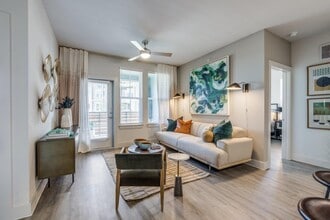 2738 South Shore Blvd in League City, TX - Building Photo - Building Photo
