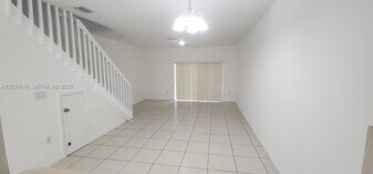 7931 Tuscany Ct in Tamarac, FL - Building Photo