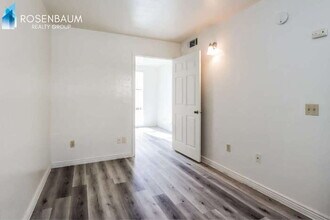 770 N Dodge Blvd in Tucson, AZ - Building Photo - Building Photo