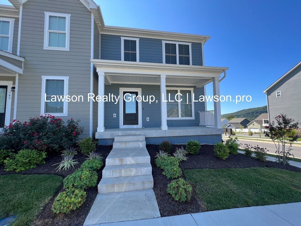 149 Shenandoah Ave in Daleville, VA - Building Photo