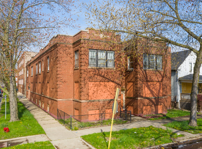 7354 S Dante Ave in Chicago, IL - Building Photo - Building Photo