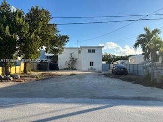 75 Coral Dr in Key Largo, FL - Building Photo