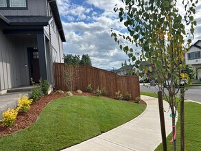 16870 SW Leaf Ln in Tigard, OR - Building Photo - Building Photo