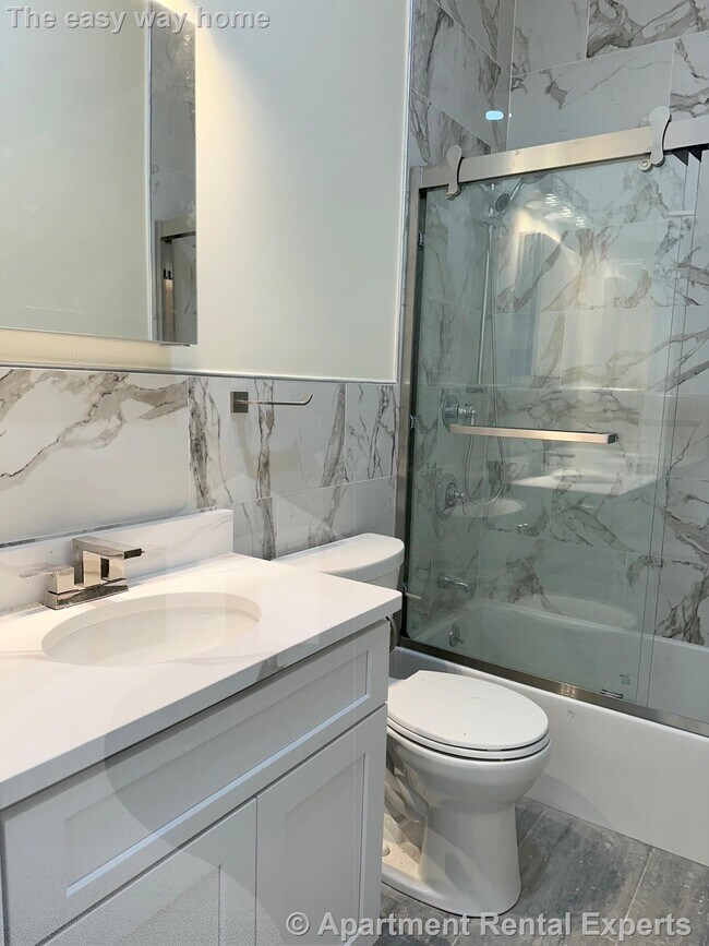 32 Putnam Ave in Cambridge, MA - Foto de edificio - Building Photo