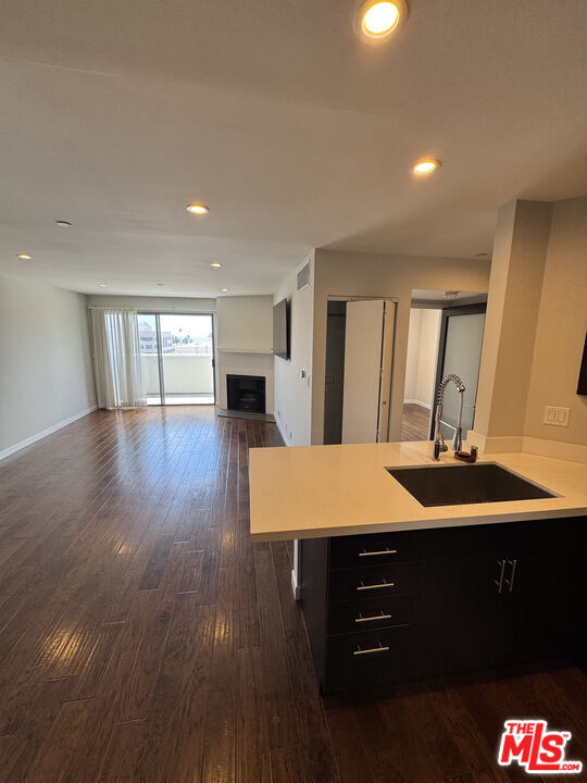 property at 1453 3rd Street Promenade