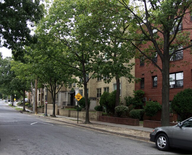 Brightwood Gardens Cooperative in Washington, DC - Building Photo - Building Photo