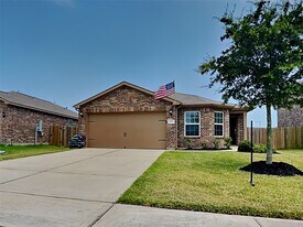 2402 Regatta Ln in Texas City, TX - Building Photo
