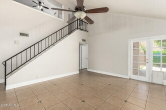 1518 E Rockwood Dr in Phoenix, AZ - Building Photo - Building Photo
