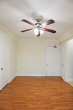 6233 N Winthrop Ave, Unit #613 in Chicago, IL - Building Photo - Building Photo