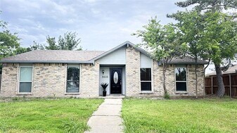 5533 Sagers Blvd in The Colony, TX - Building Photo