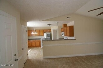 2204 Saddleback Dr in Winterville, NC - Building Photo - Building Photo