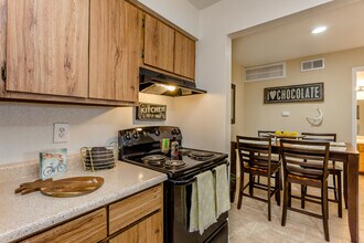 Cinnamon Ridge in Pasadena, TX - Building Photo - Building Photo