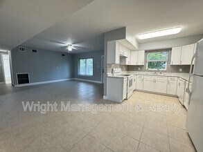 427 Country Club Dr in Oldsmar, FL - Building Photo - Building Photo