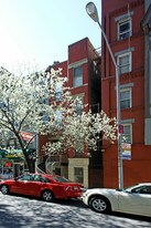 228 W 82nd St in New York, NY - Building Photo