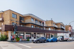 5810-5840 Gouin O in Montréal, QC - Building Photo