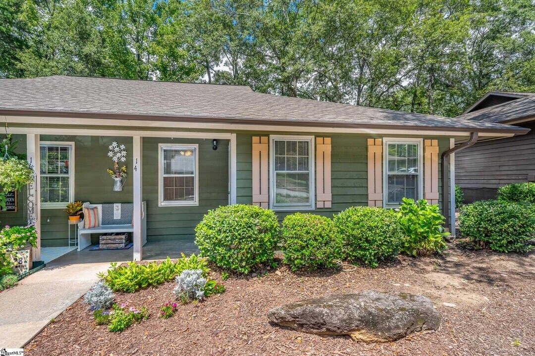 14 Oakwood Dr in Greenville, SC - Building Photo
