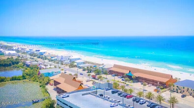 102 Linda Marie Ln in Panama City Beach, FL - Building Photo - Building Photo