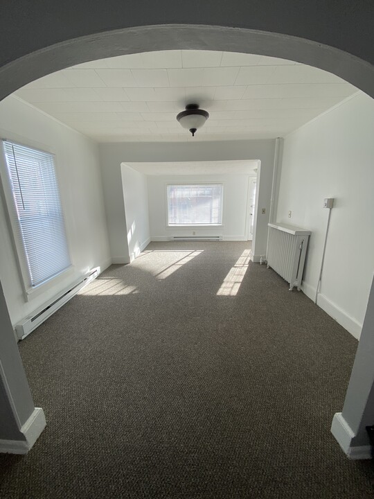 116 Parce Ave in Fairport, NY - Building Photo