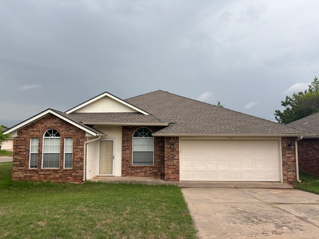 property at 912 Cavecreek St