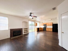 9474 Windrift Ln in Elk Grove, CA - Building Photo - Building Photo