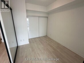 5-3005 Defries St in Toronto, ON - Building Photo - Building Photo