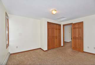 9 1st St SW-Unit -3 in Faribault, MN - Building Photo - Building Photo