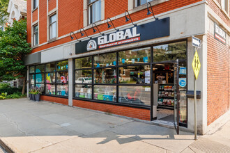 151 Abbott Av in Westmount, QC - Building Photo - Building Photo