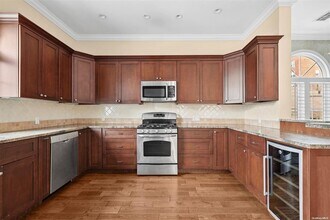 434 E Broadway in Long Beach, NY - Building Photo - Building Photo