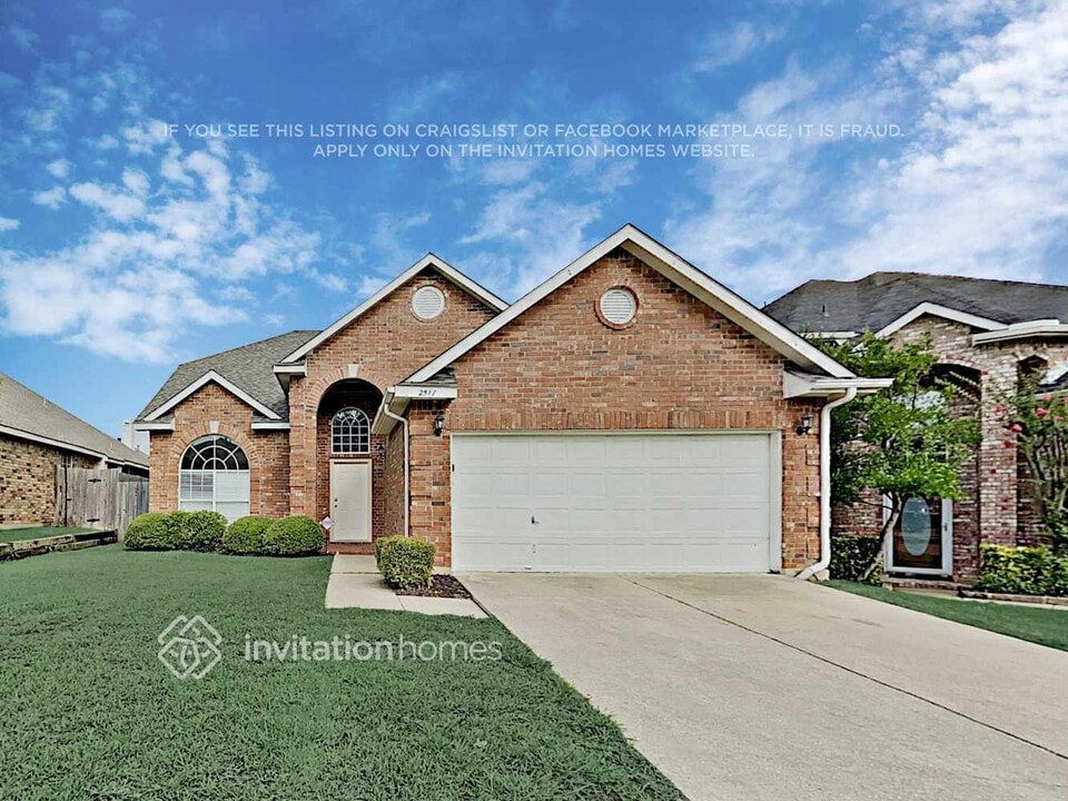 2517 Centenary Dr in Flower Mound, TX - Building Photo