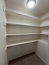 4832 Converse St, Unit 4832 Converse St - Unit 2 in Los Angeles, CA - Building Photo - Building Photo