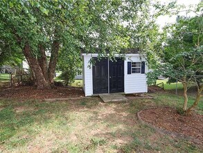 4820 Manteo Ln in Winston-Salem, NC - Building Photo - Building Photo