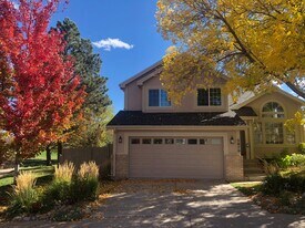 5870 S Rock Creek Dr in Castle Rock, CO - Building Photo