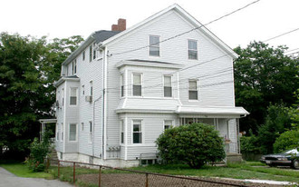 183 Whipple St in Fall River, MA - Foto de edificio - Building Photo