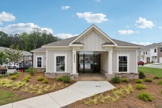 2514 Coventry St SW in Atlanta, GA - Foto de edificio - Building Photo