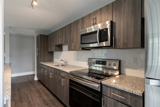 RCI Covington Apartments in Detroit, MI - Building Photo - Interior Photo