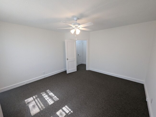 3343 Chippendale St in Philadelphia, PA - Building Photo - Building Photo