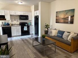 1000 Diamond St in Philadelphia, PA - Building Photo