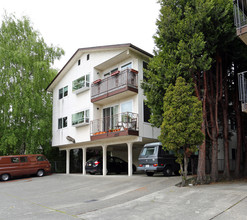 Dolphin Five in Seattle, WA - Building Photo - Building Photo