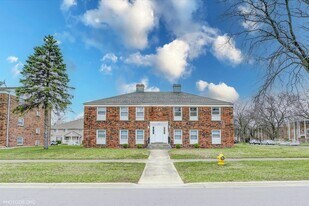 4032 216th St in Matteson, IL - Building Photo