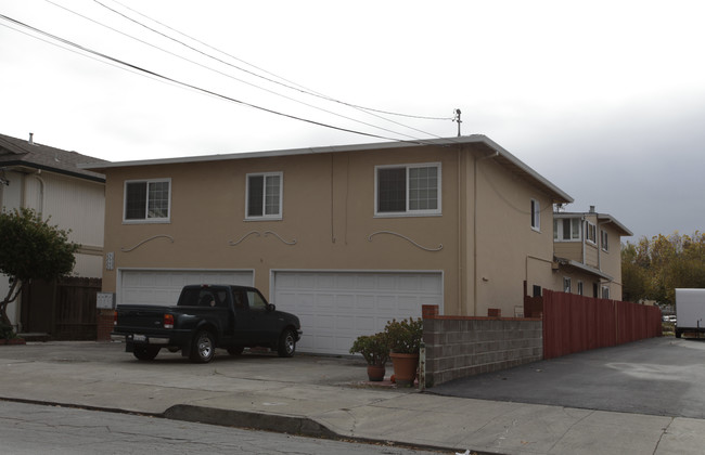 261-267 Warren Ave in San Leandro, CA - Building Photo - Building Photo